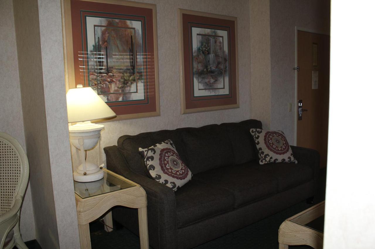 Baymont By Wyndham Safford Hotel Exterior foto
